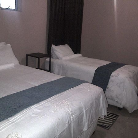 Motlejoa Guest House Butha-Buthe Bagian luar foto