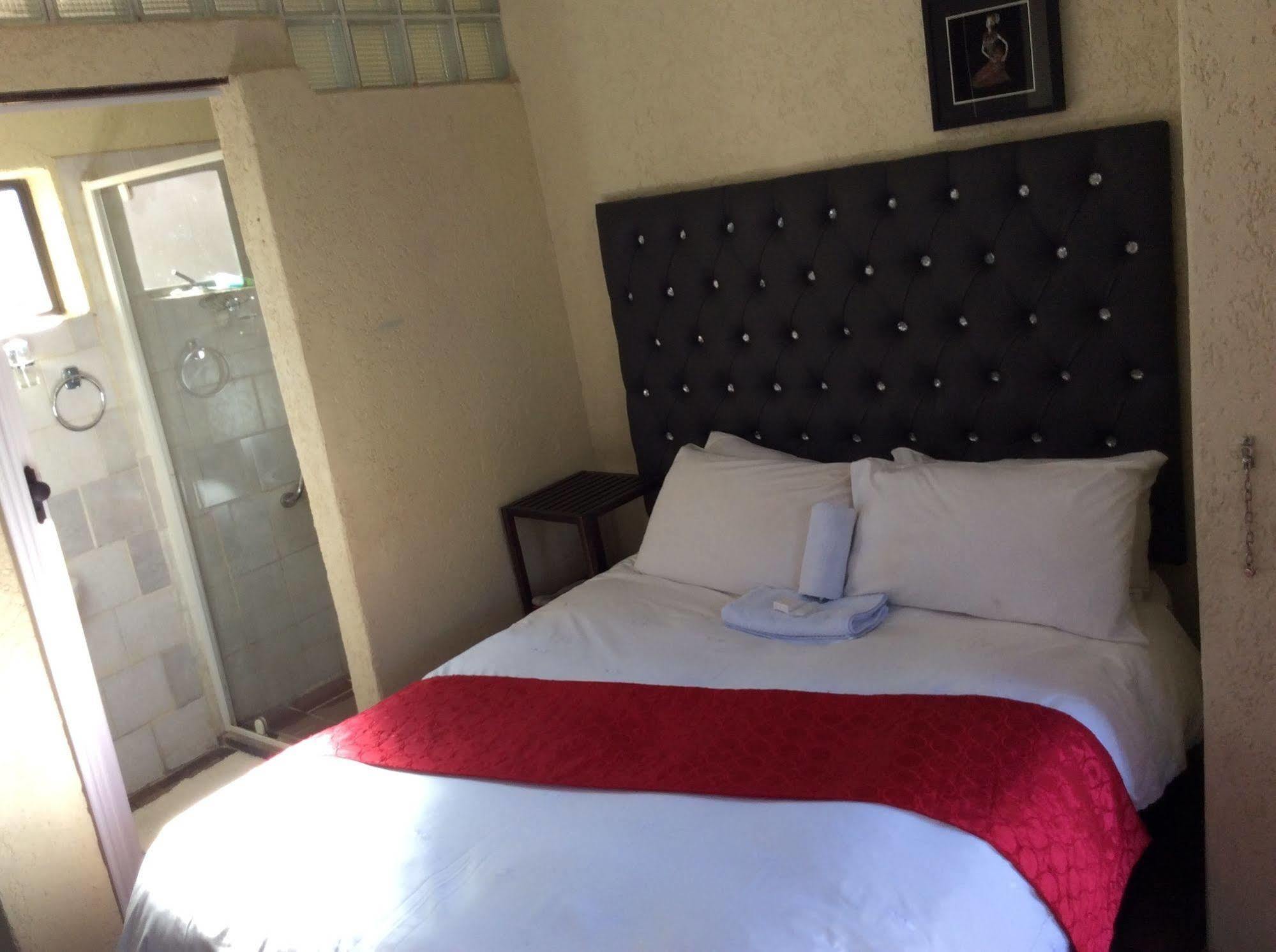 Motlejoa Guest House Butha-Buthe Bagian luar foto